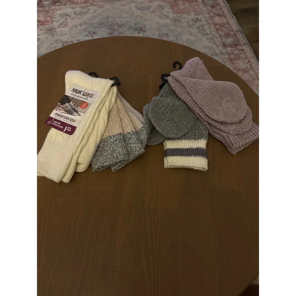 Muk Luks Womens Crew Socks 4 Pair Pack Recycled Knit Cozy Soft Size 6-11 Multi